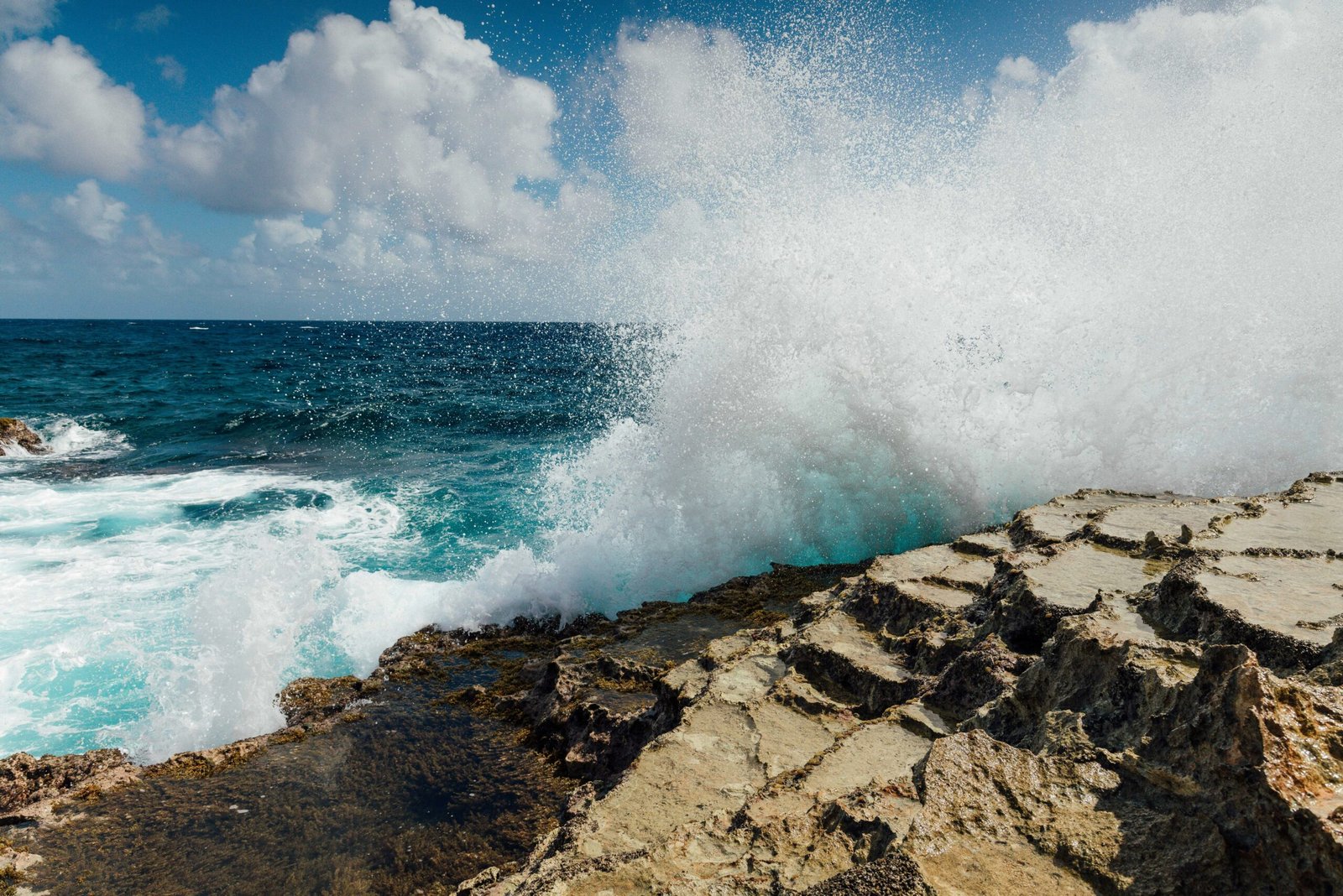 Aruba weather by month