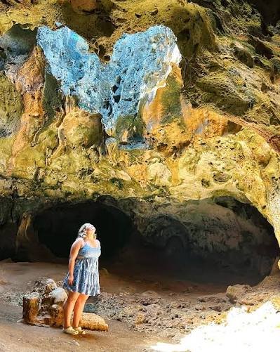 Adventure couple Aruba