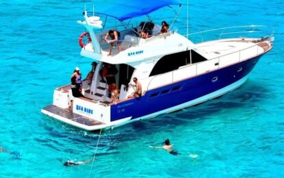 Guests enjoying a Seabull private yacht charter in Aruba