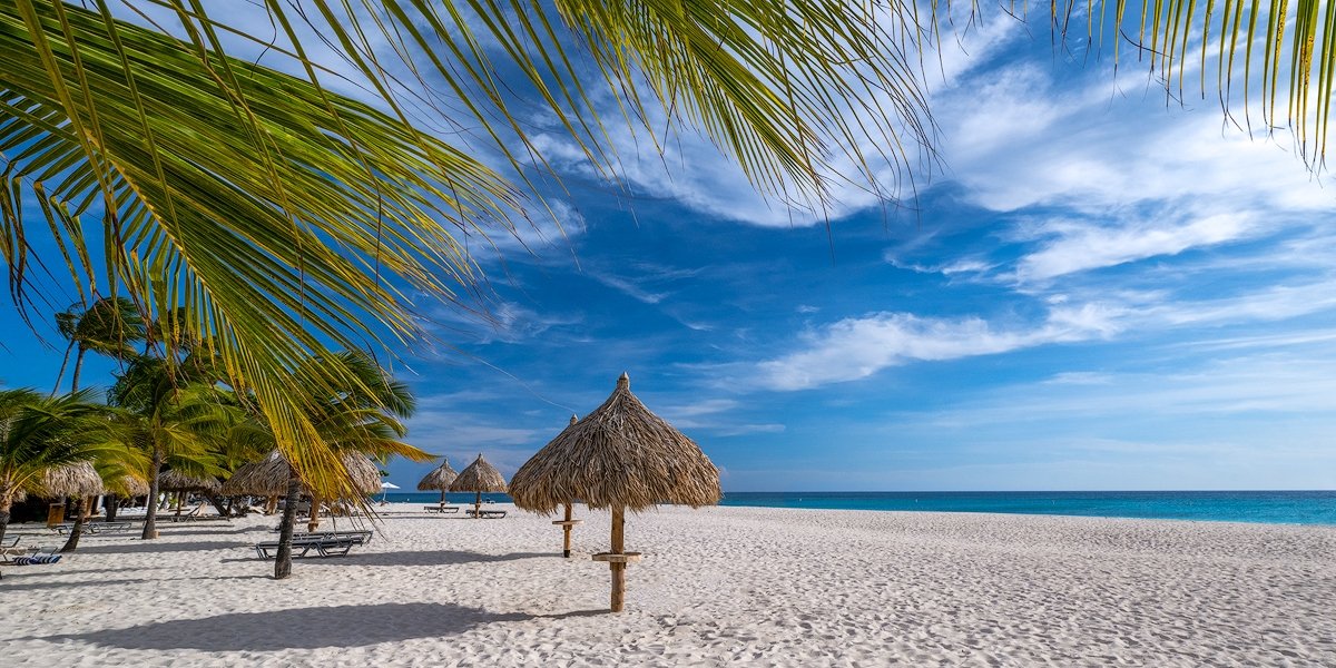 Beautiful white-sand beach in Aruba