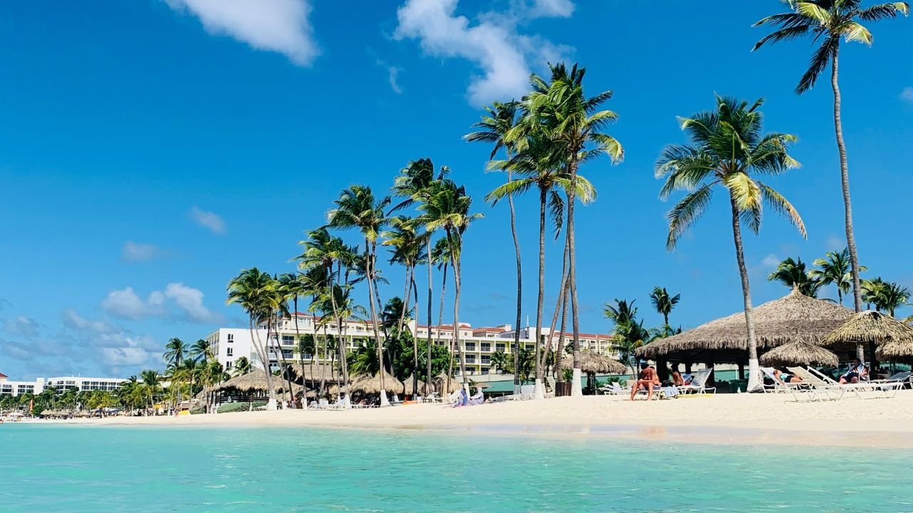 Aruba Travel Guide